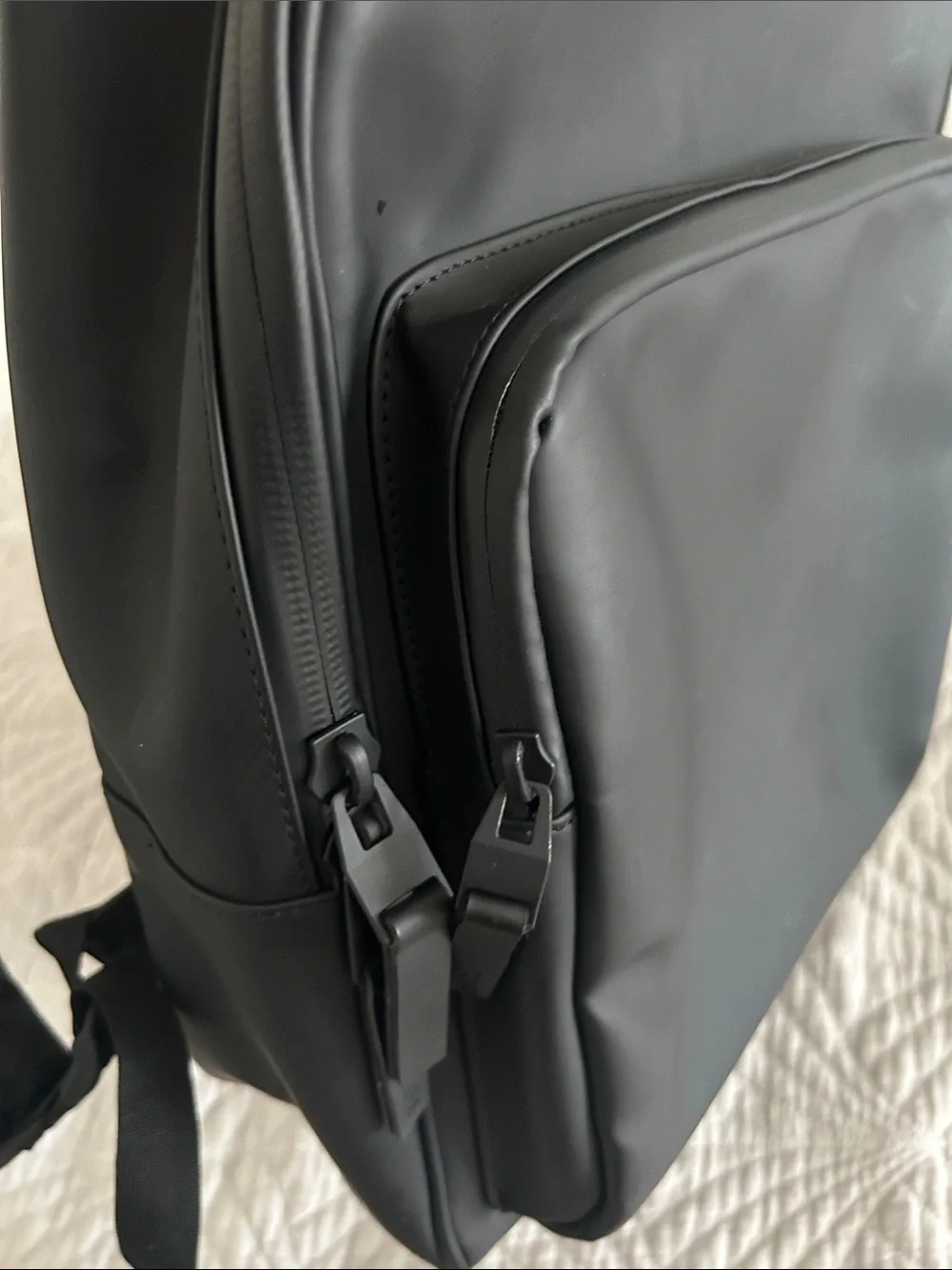 Rains Black Men's Urban Backpack